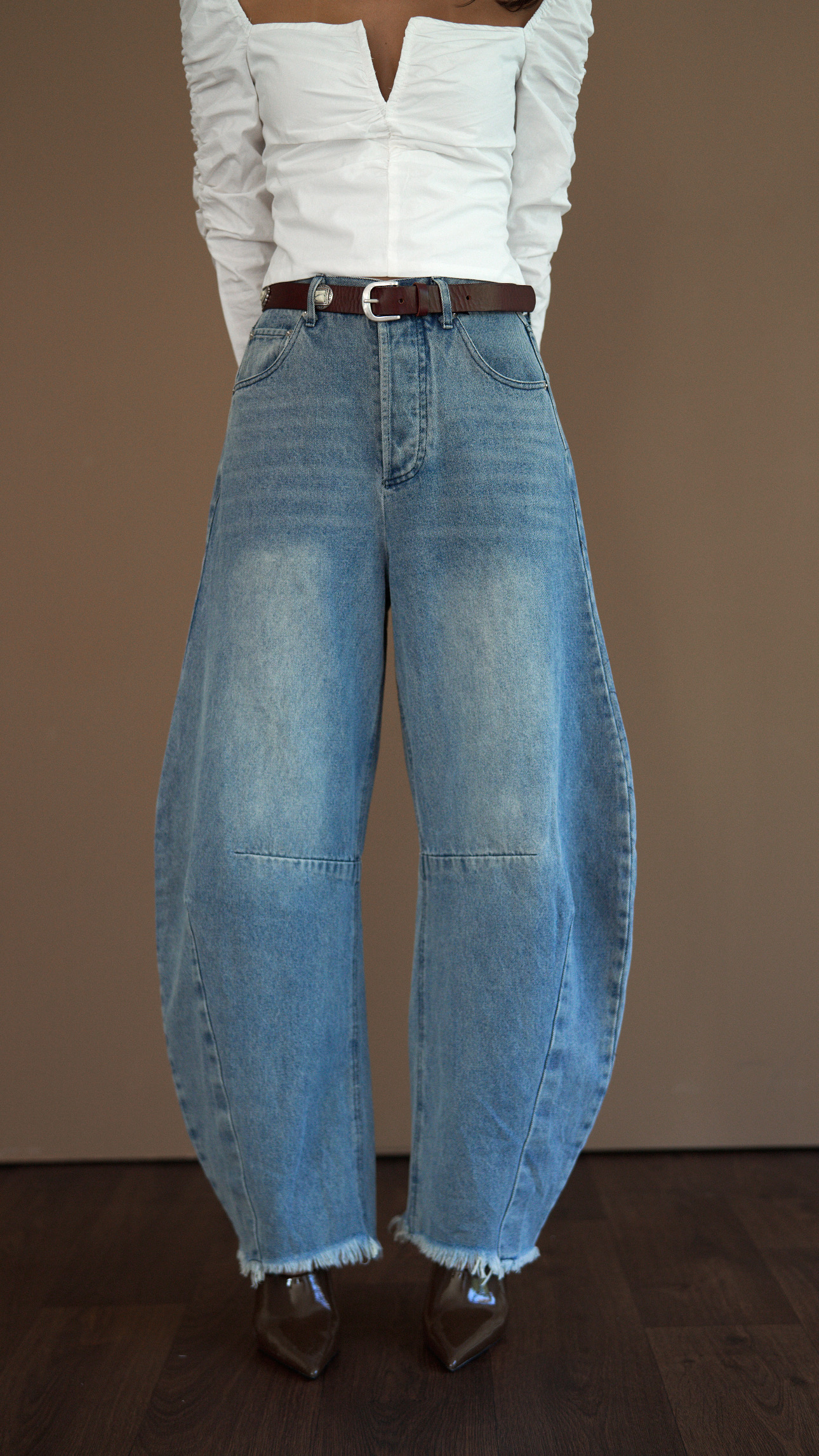 4ae5e825 6150 4e4d 8688 9b00a2600ff9